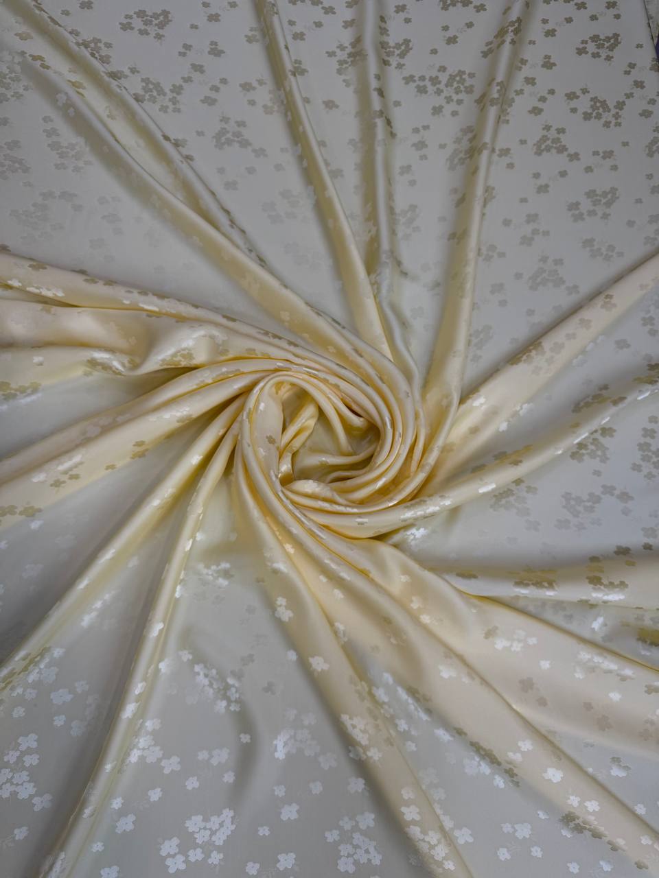 golden ivory tonal Italian silk jacquard fabric from Como — TG-258